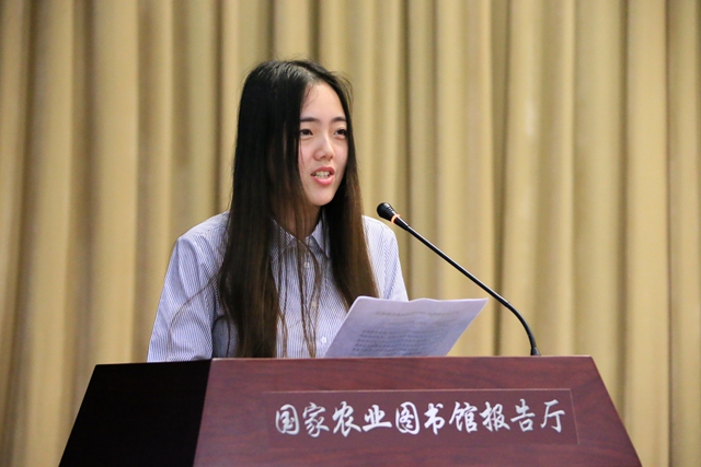 在校生代表_副本.jpg
