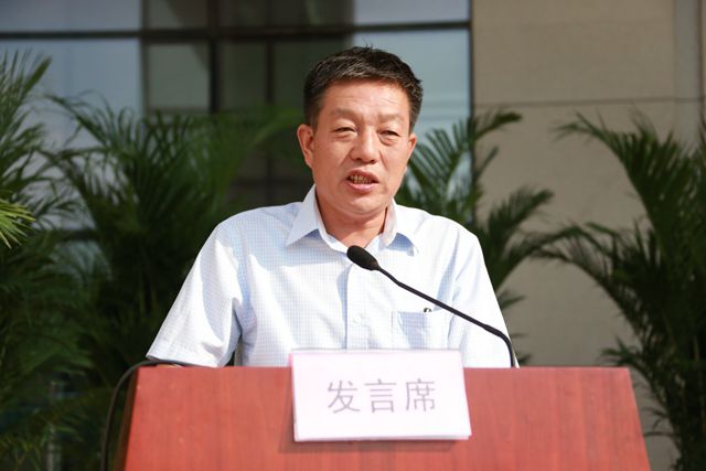刘荣乐_副本.jpg