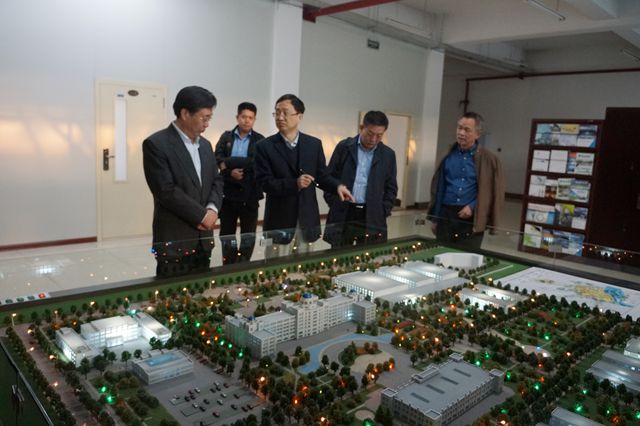 参观.jpg