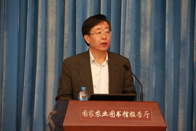 刘大群院长.jpg