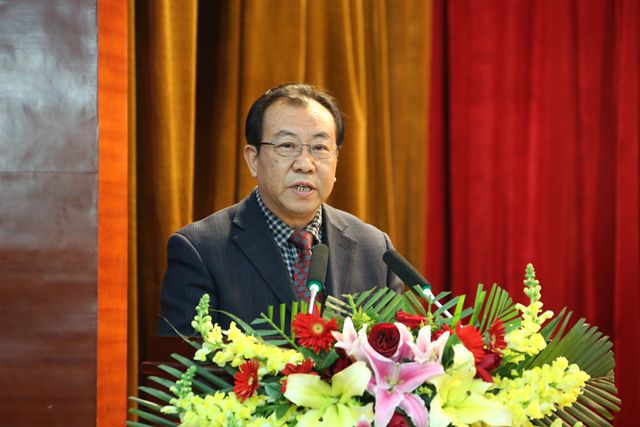 C:\Users\Administrator\Desktop\新建文件夹\C64R5388_副本.jpg