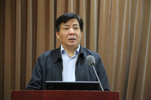 罗长富副院长主持培训班并介绍我院研究生教育改革与发展概况_副本.jpg