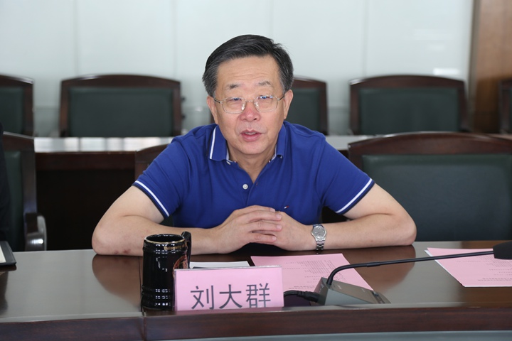 C64R8672_副本.jpg