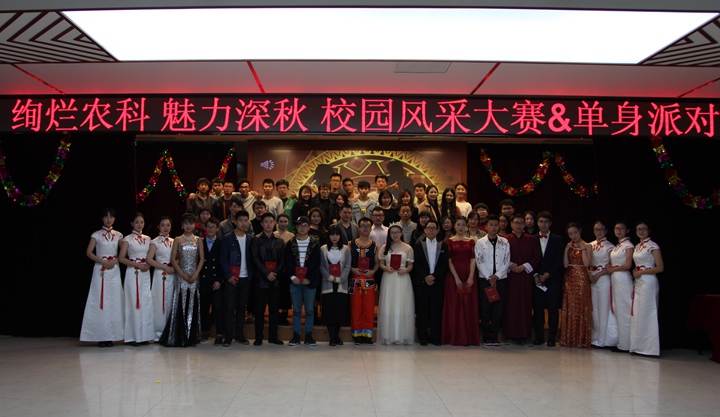 演职人员集体合影_副本.jpg