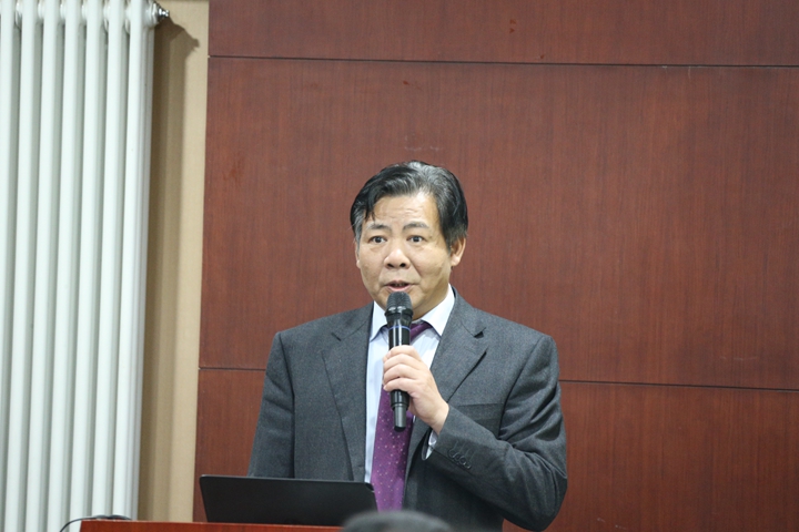 C64R3215.JPG